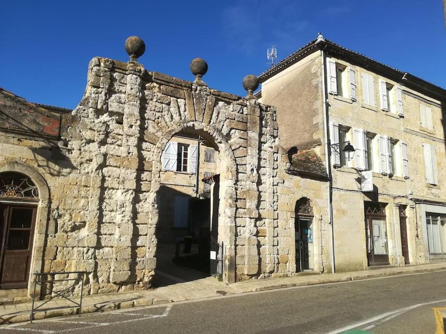 Gite De La Cathedrale 2 Lectoure Exterior photo