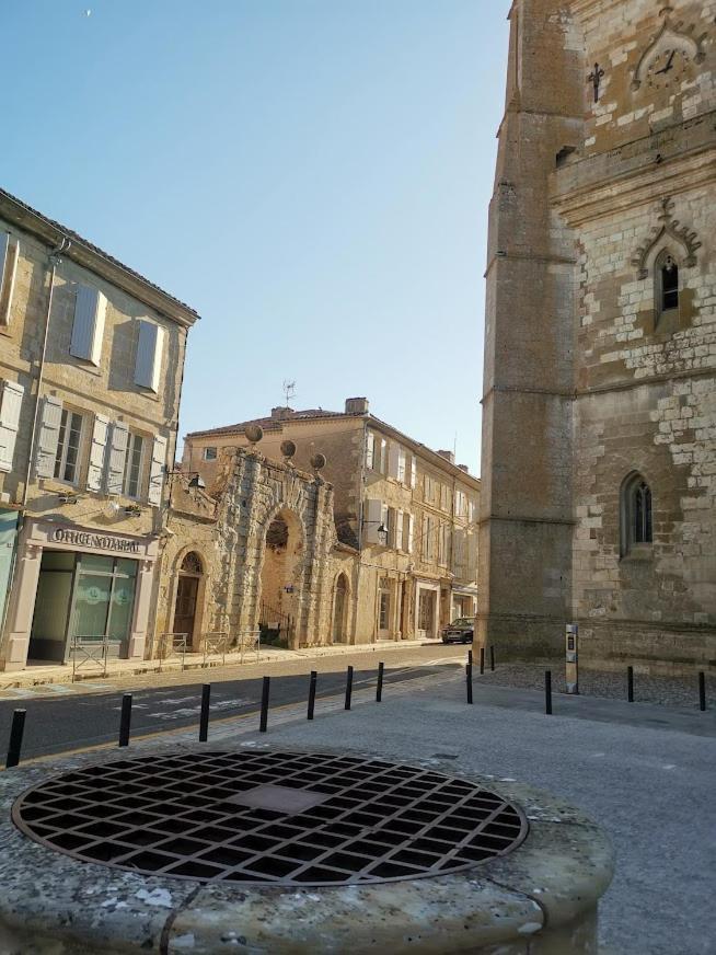 Gite De La Cathedrale 2 Lectoure Exterior photo